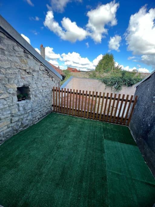 Bourbonne Les Bains, Appartement T2 Pour 2 Luaran gambar